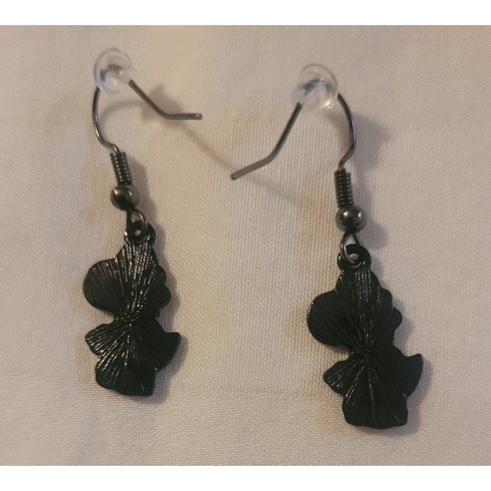 Mario Brothers Inspired Yoshi Dinosaur Dangle/Drop Hook Earrings Enamel Metal
